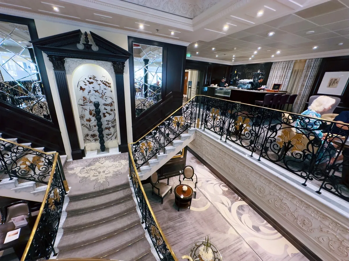 Azamara_Quest_Atrium_3417d22a81.webp