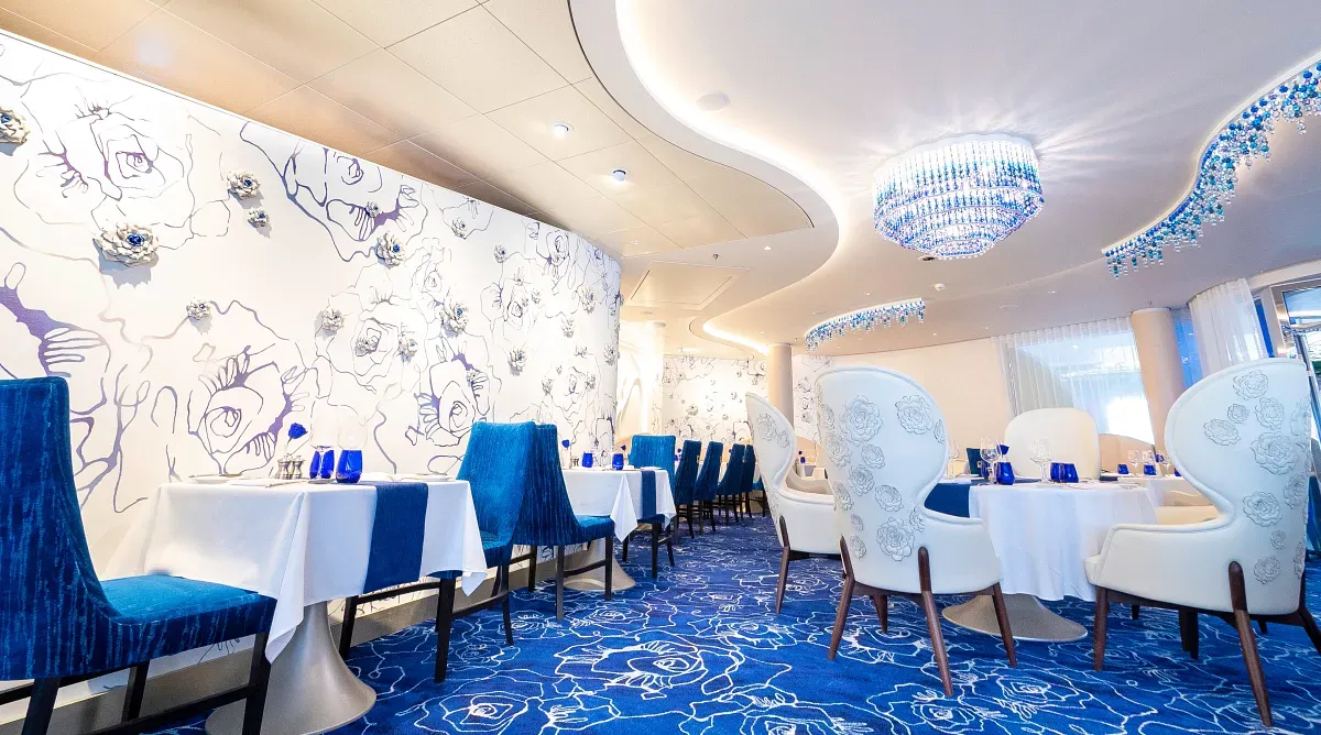 Celebrity_Cruises_Blu_restaurant_c35af96314.webp