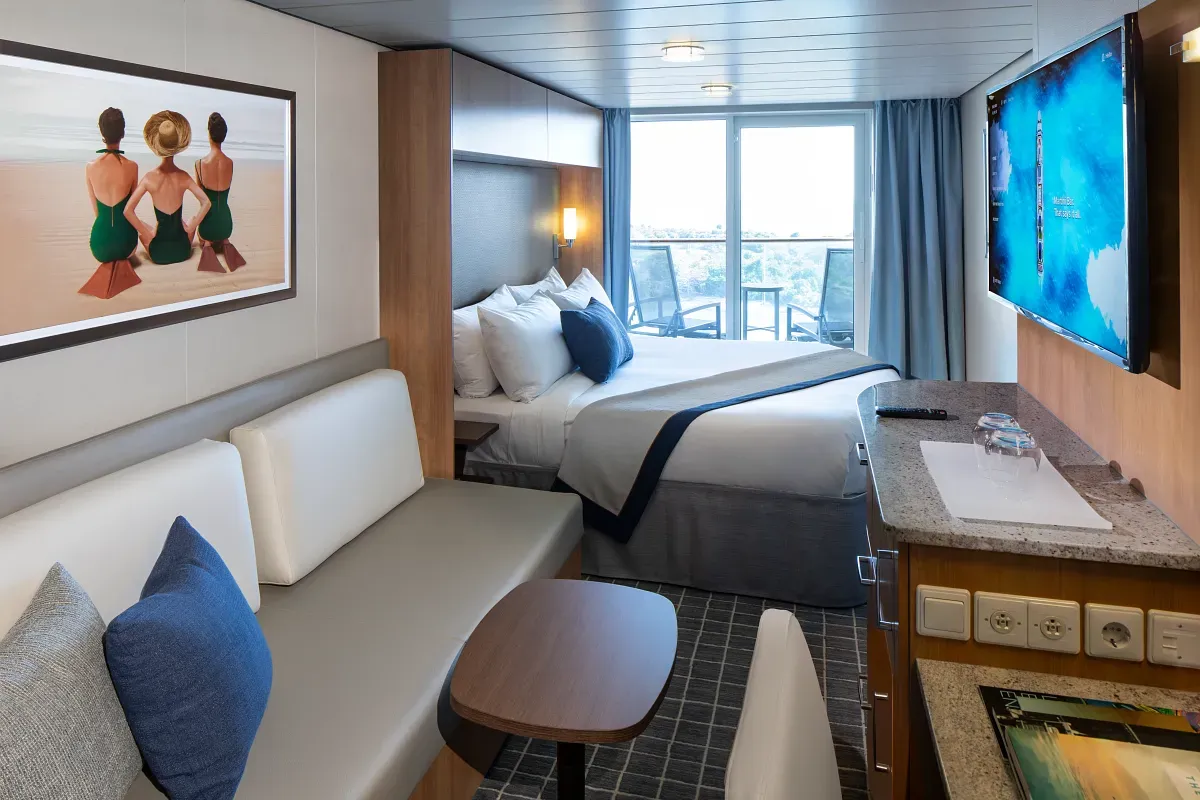 Celebrity_Cruises_concierge_stateroom_980f43d2a5.webp
