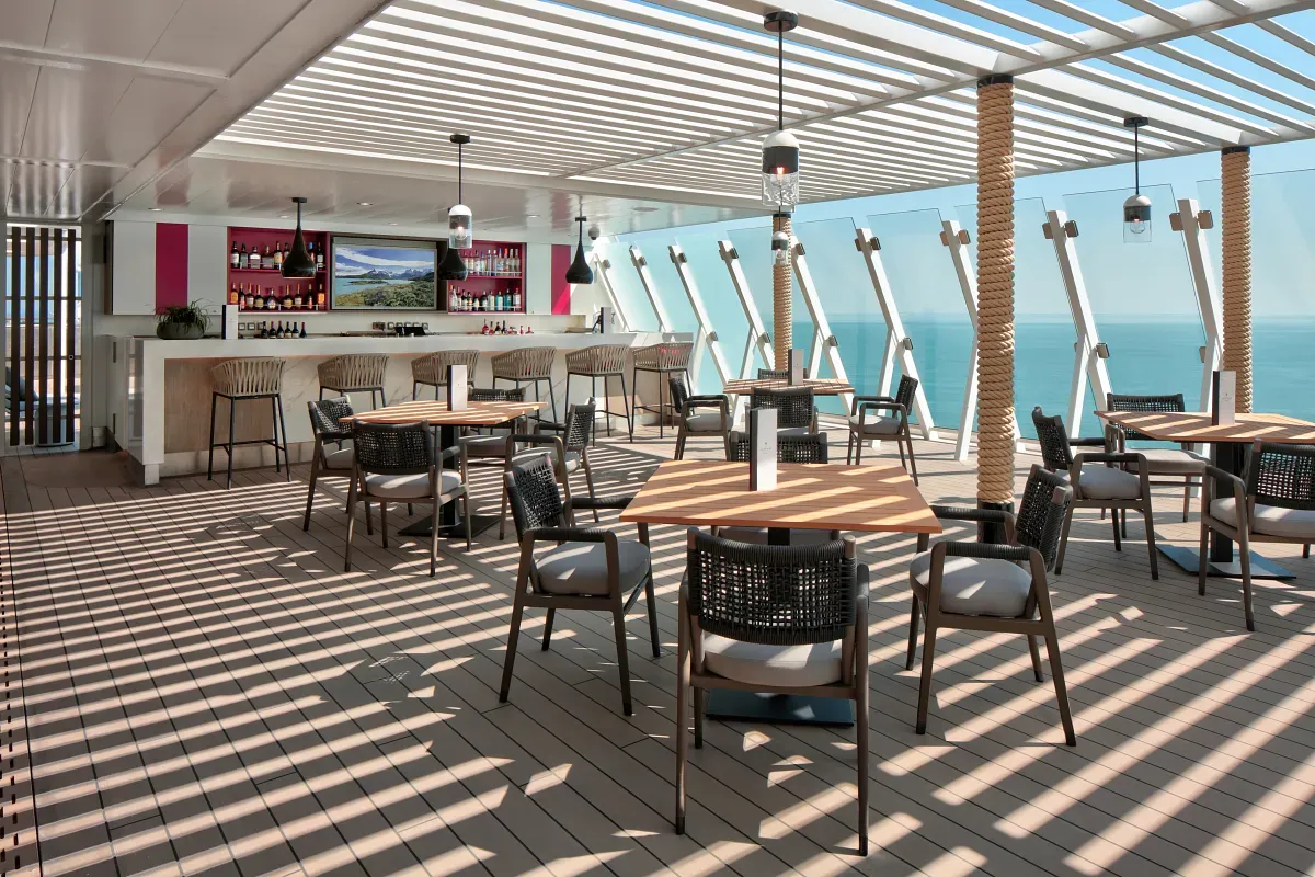 Celebrity_Cruises_top_deck_restaurant_e760d220de.webp