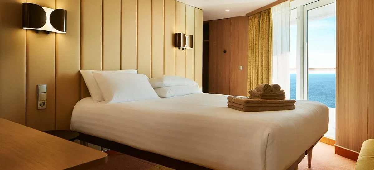 Costa_Cruises_room_34fb4b0d16.webp