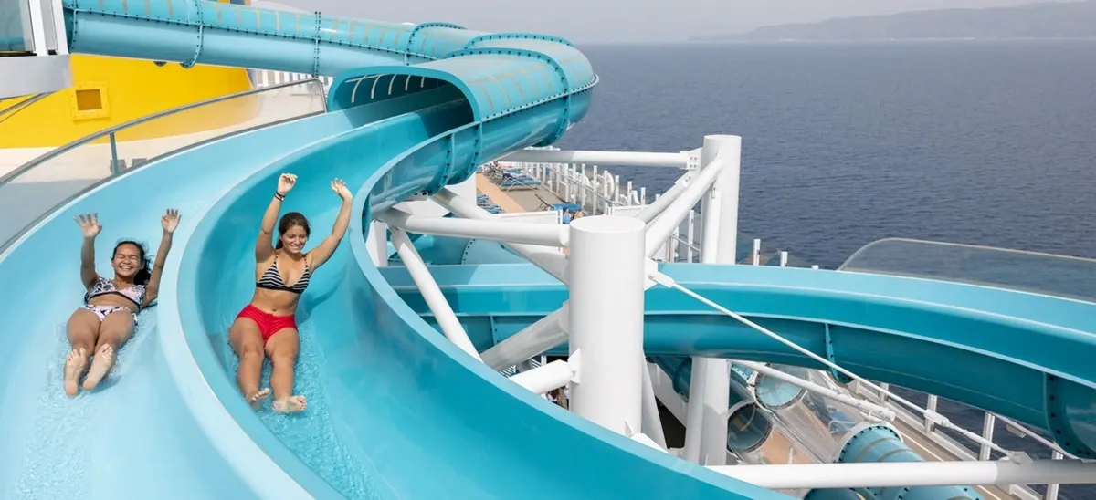 Costa_Cruises_waterslide_4ed2f3b247.webp