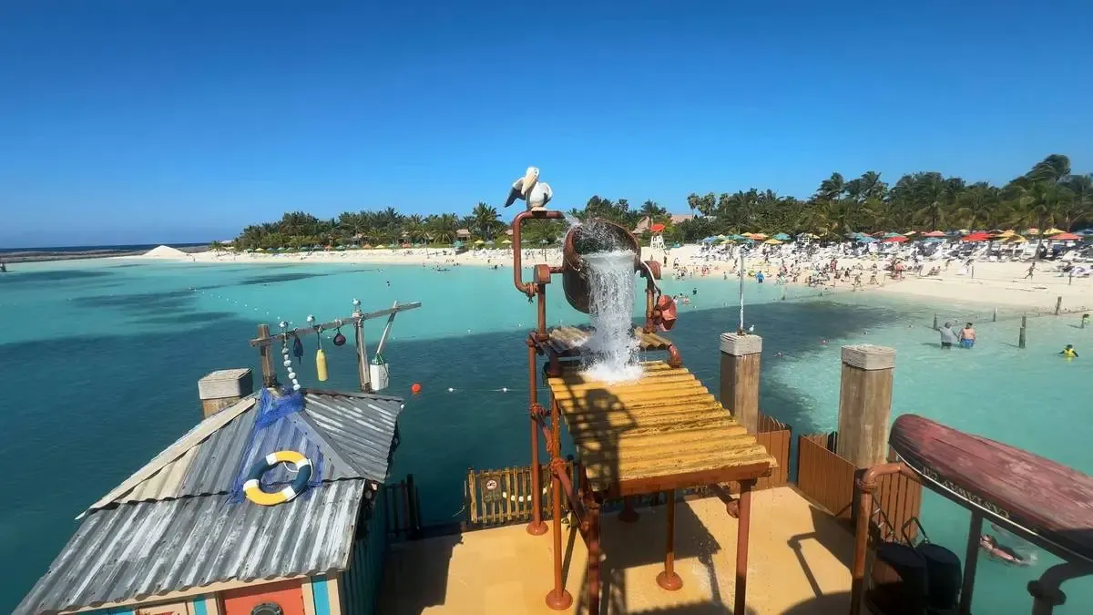 Disney_Castaway_Cay_pelican_plunge_park_d4b6da93ab.webp