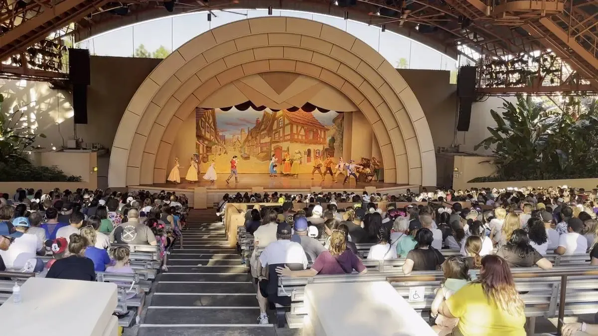 Disney_Hollywood_Studios_Beauty_and_the_Beast_Live_show_5dddf95df5-1.webp