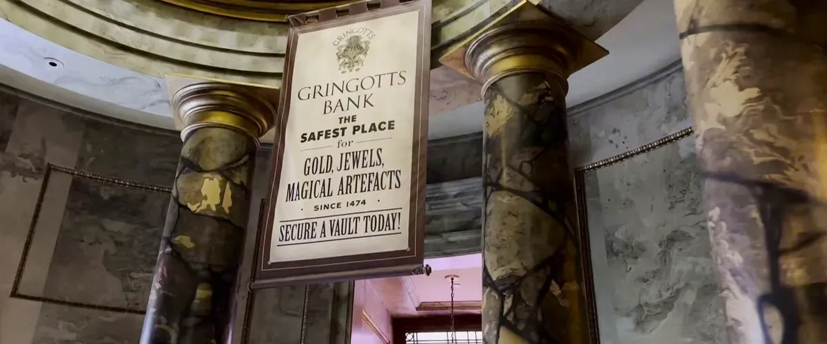 Escape_from_Gringotts_Universal_Harry_4_19137566ce.webp