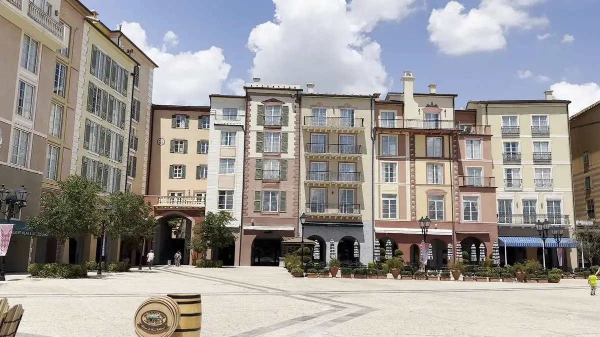 Loews_Portofino_Bay_Hotel_buildings_outside_bbcc75ac65.webp
