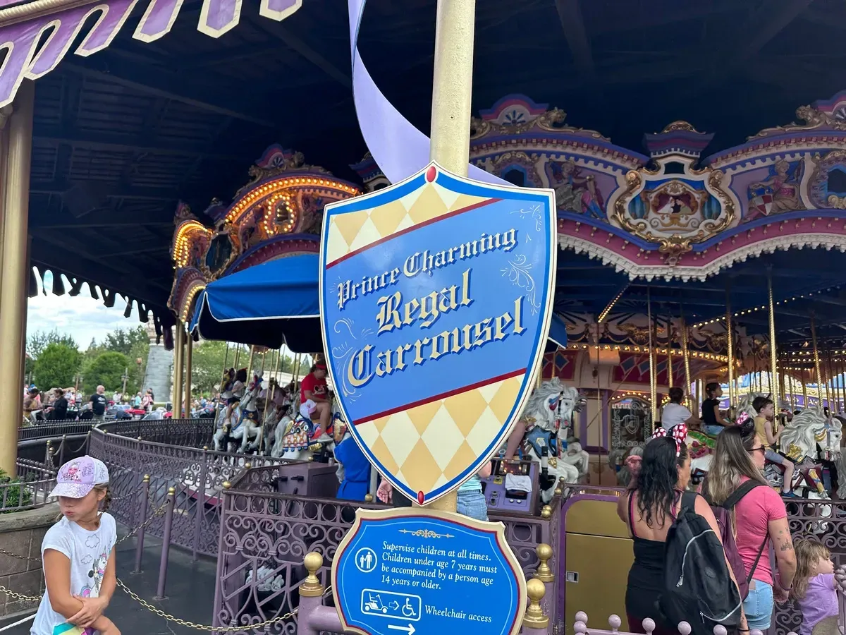 Magic_Kingdom_Prince_Charming_Carrousel_f6189ba7bc.webp