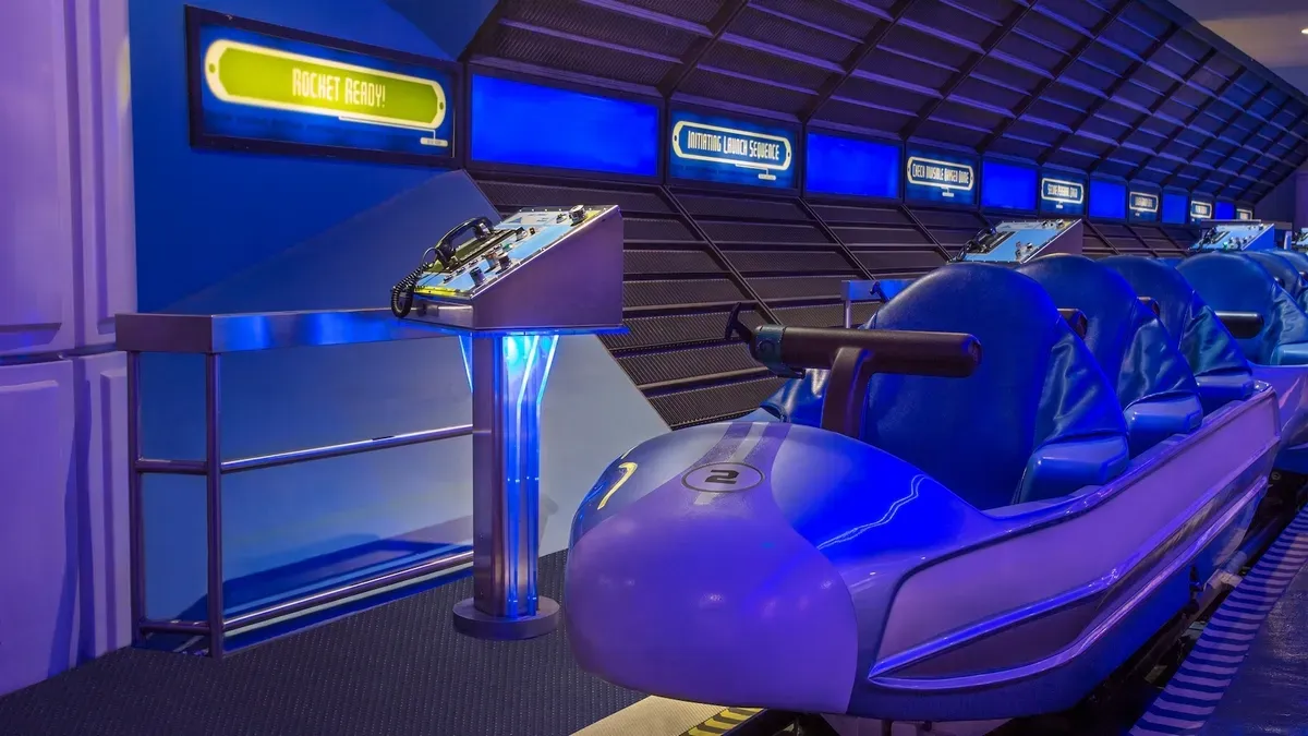 Magic_Kingdom_Space_Mountain_ride_vehicle_8ce0efd4e9.webp