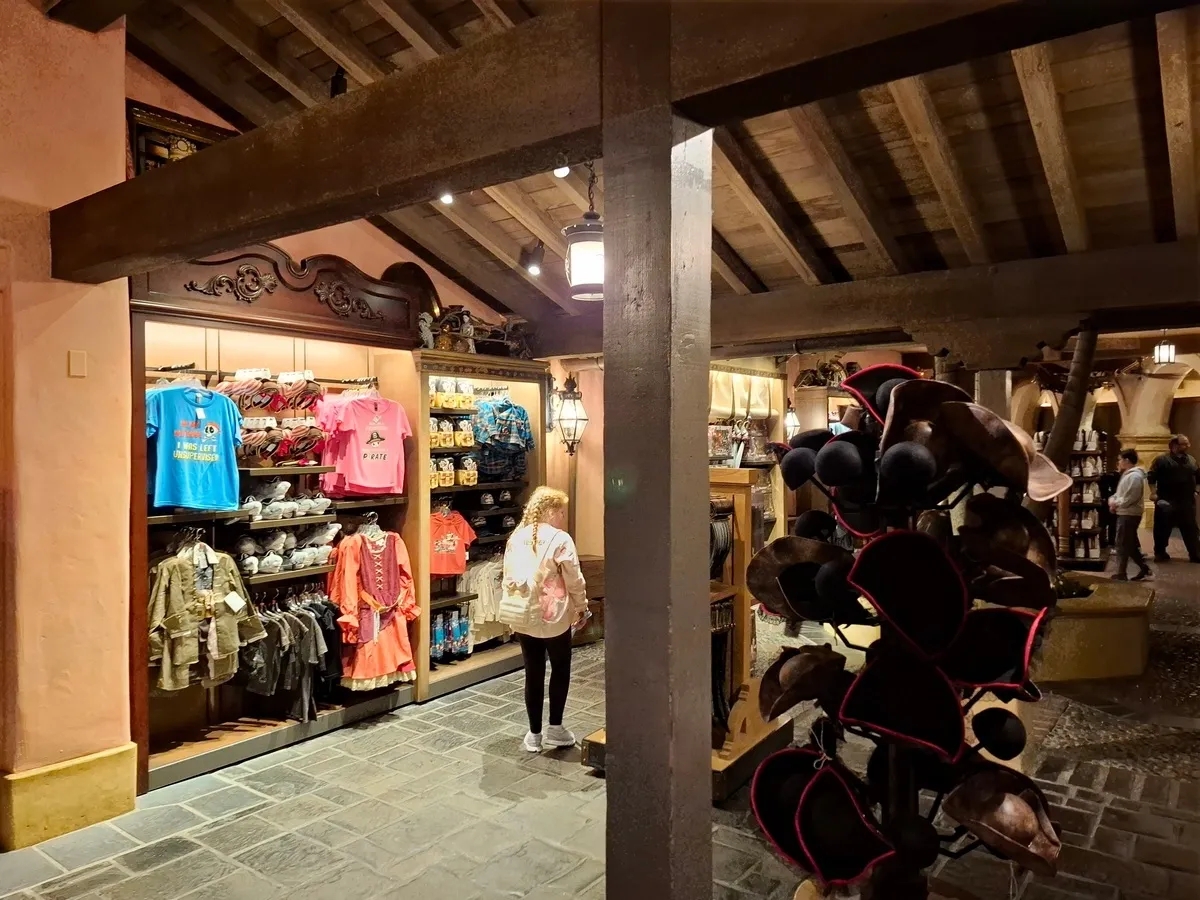 Magic_Kingdom_merchandise_pirates_b9ca19a2f8.webp
