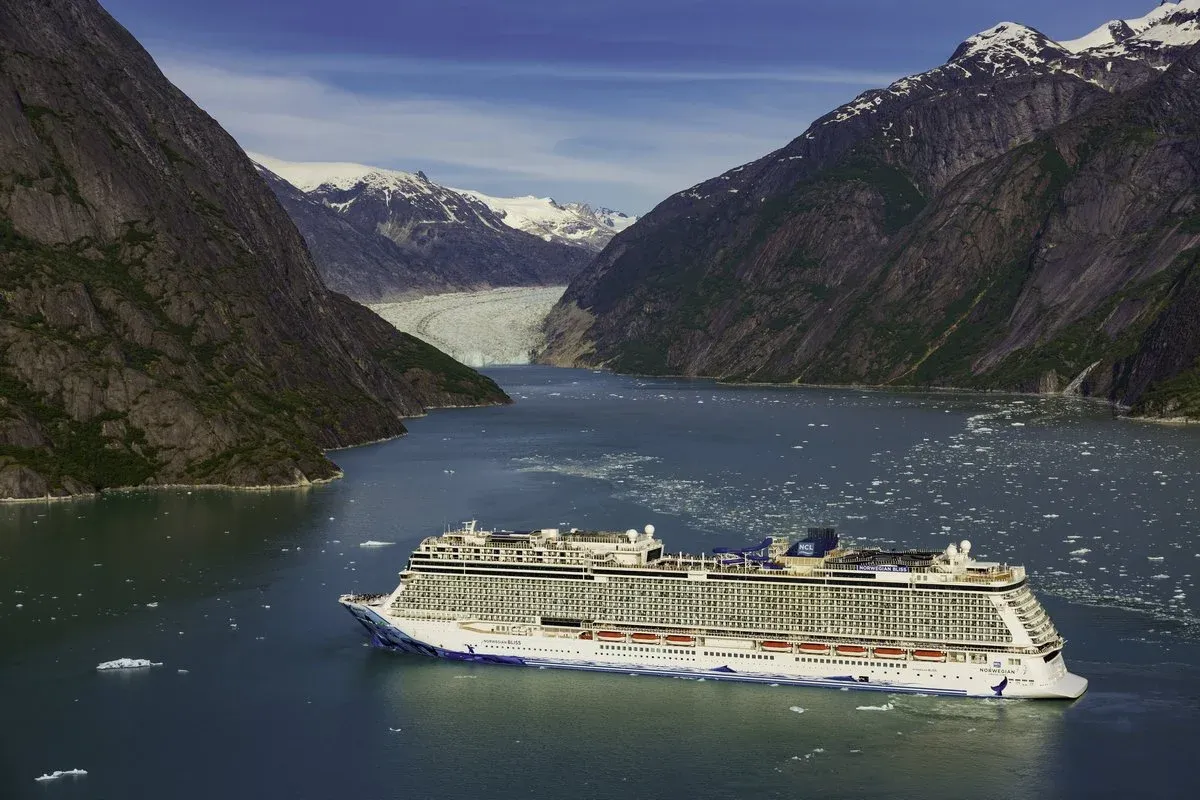 Norwegian_Cruise_Line_Alaska_Destination_f34eb920ba.webp
