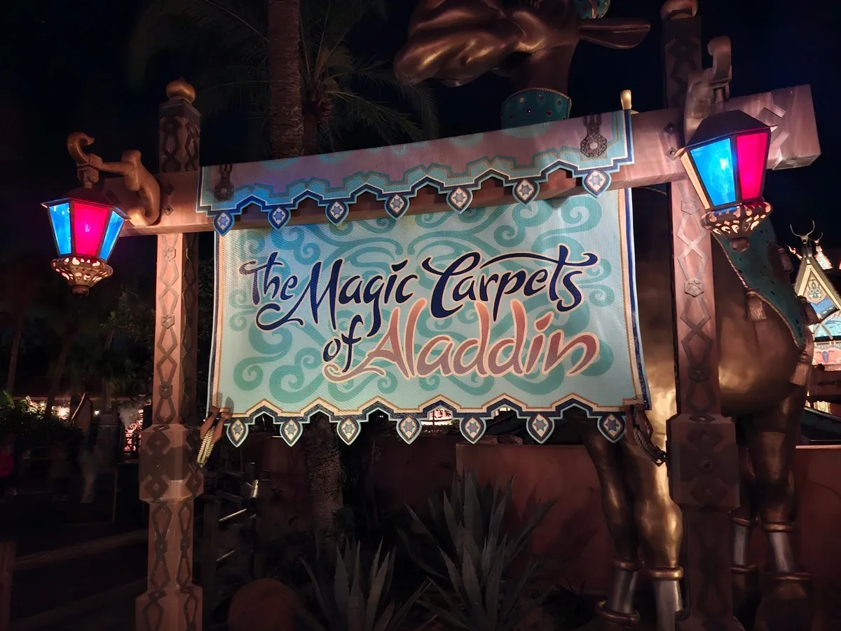 The_Magic_Carpets_of_Aladdin_ride_sign_a88b033515-1.webp